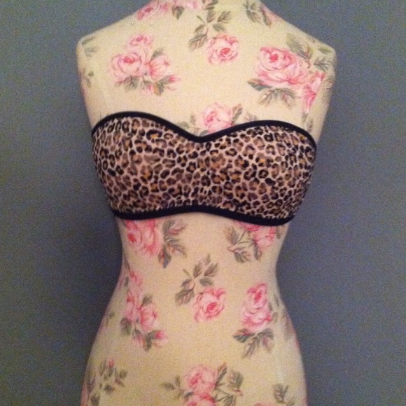 VS Pink bandeau
