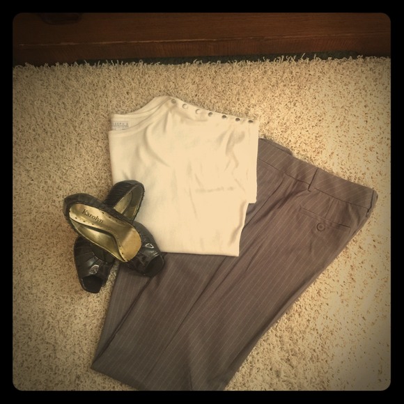 NY&C pin stripe slacks