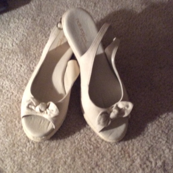 Tan Natural Sole Naturalizer size 10 fabric