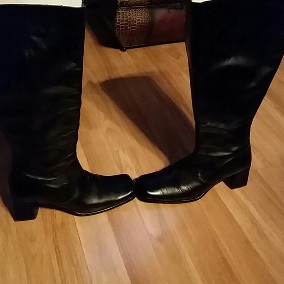 Black boots
