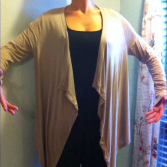 Lea and Nicole, handkerchief hem wrap, size L