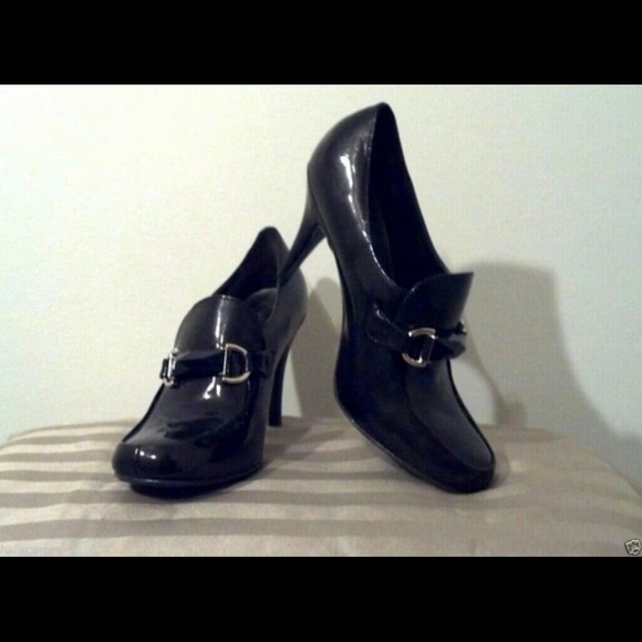 Ann Marino Brown Patent Leather Buckle Heels - Picture 1 of 4