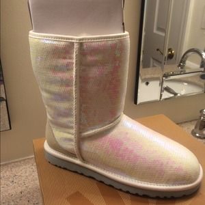 NWT Sparkles I Do! Wedding Ugg Size 8