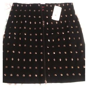 Studded skirt