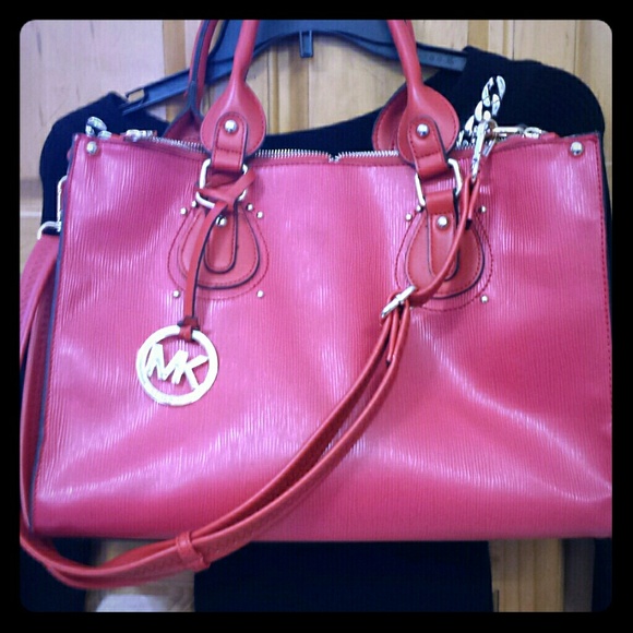 Imitation Michael Kors Bag