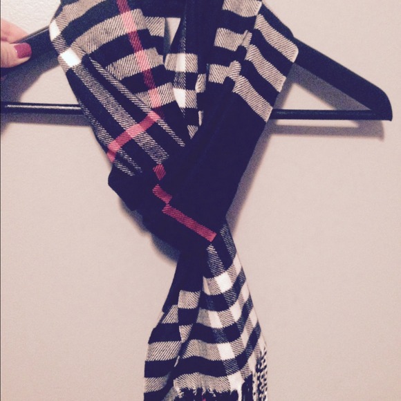 Cute scarf
