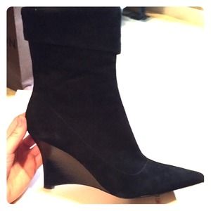 Bandolino suede boots