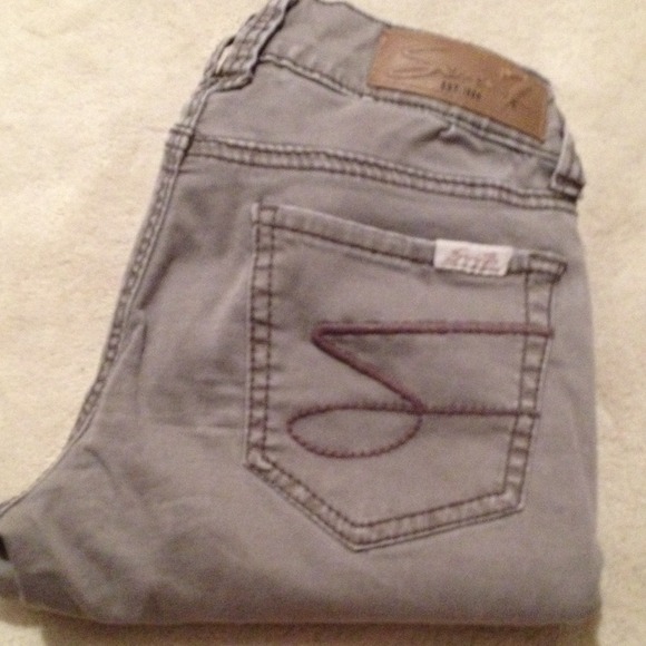 Stylish seven jeans!