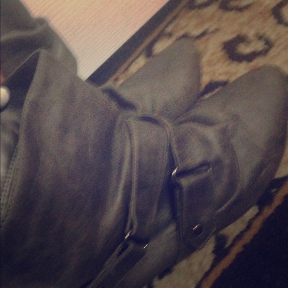 Vintage grey forever21 booties
