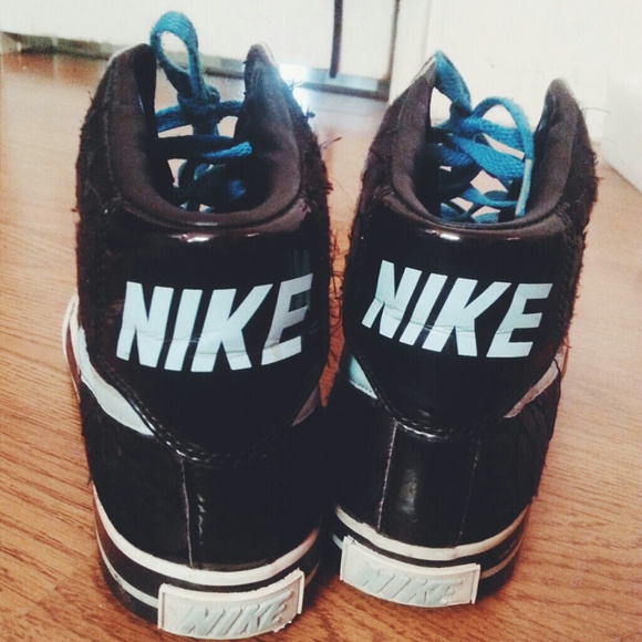 High top geo pattern black and turquoise shoes