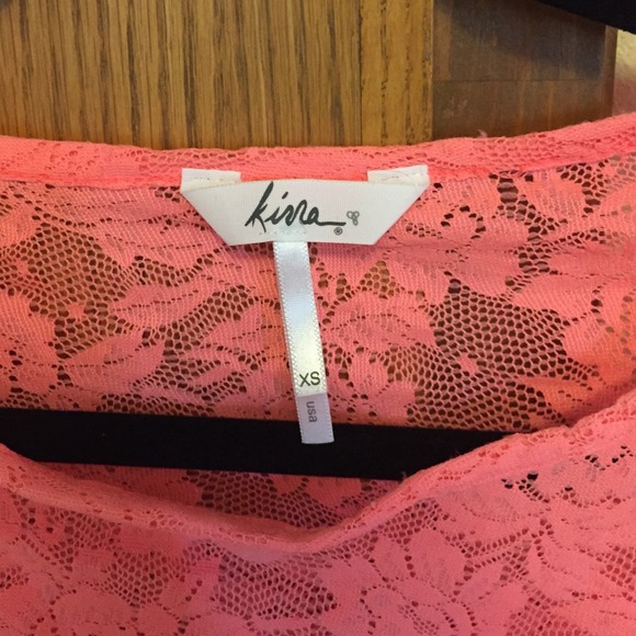 Lace pink top - Picture 2 of 2