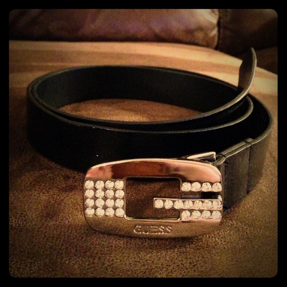 Guess belt