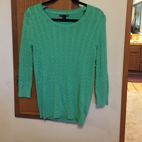 Mint green sweater - Picture 1 of 2