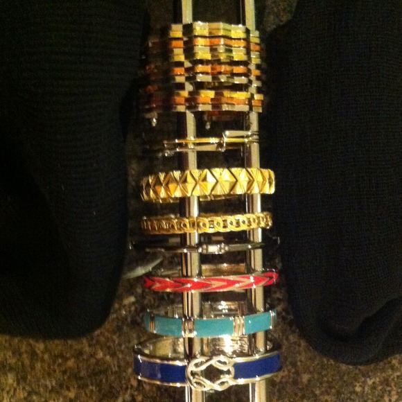 Lia Sophia collection