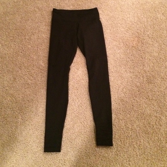 Lulu Lemon Black Wunder Unders