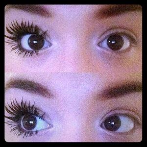 Younique's 3D Fiber Lashes.