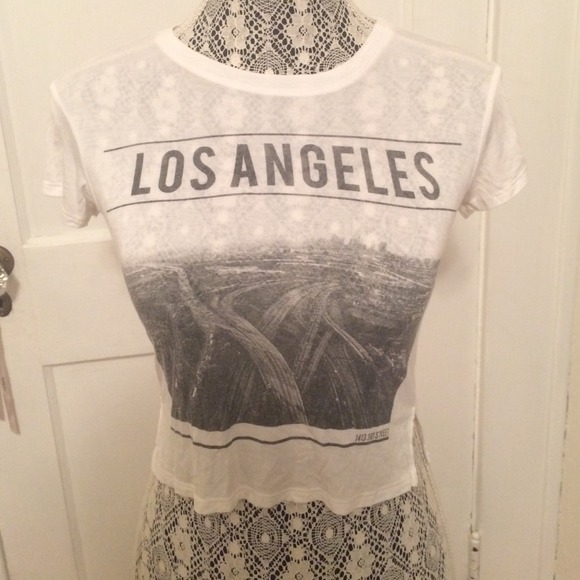 Brandy Melville LOS ANGELES crop top