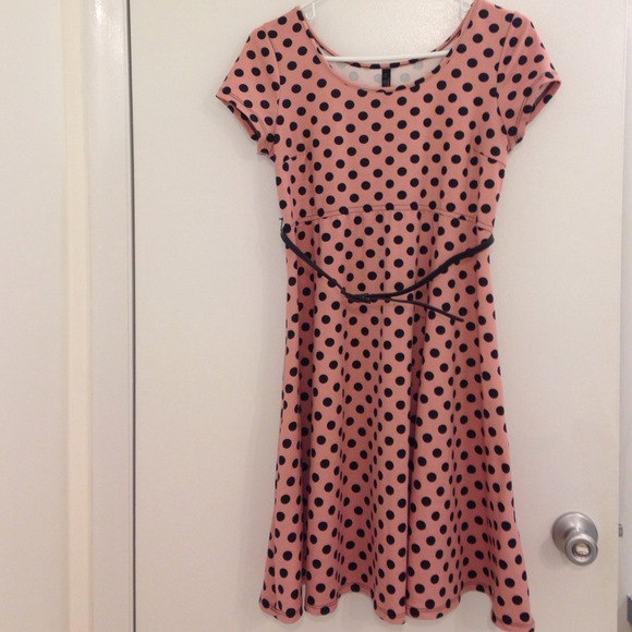 Mom & Co. Maternity pink w/dots belted dress