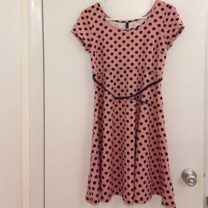 Mom & Co. Maternity pink w/dots belted dress
