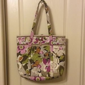 Vera Bradley Tote