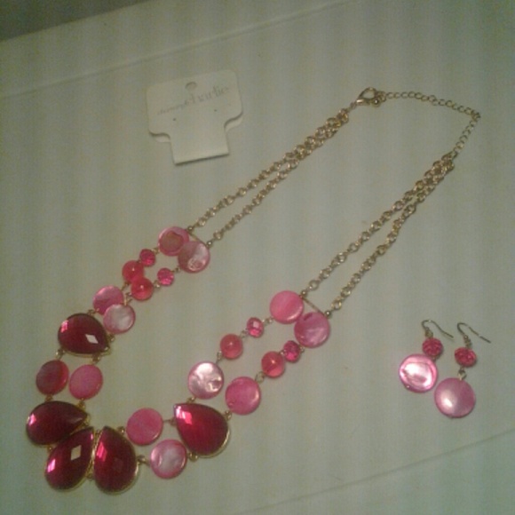 Pink Statement Set - Picture 4 of 4