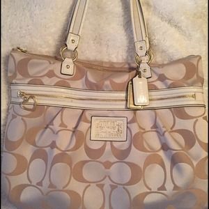 💯💯AUTHENTIC Coach Poppy Tote