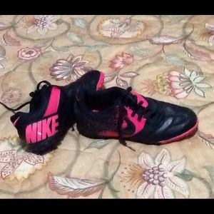 Nike indoor soccer cleats