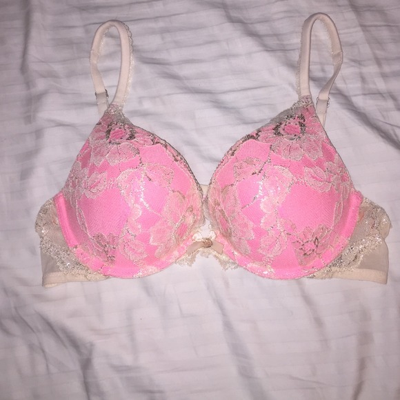 Victoria secret pink laces bra size 36B