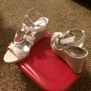 Beach Sandles Heeeyyyy 🏊