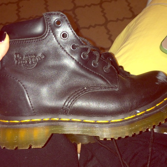 AUTHENTIC DOC MARTENS!!