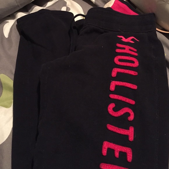 Black hollister skinny sweat pants