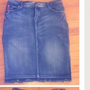 Jean/ denim skirt