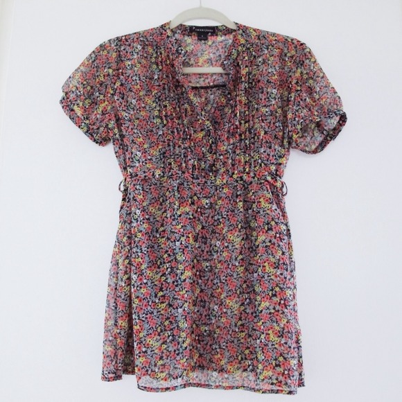 Forever 21 Tops - Forever 21 - Floral Top