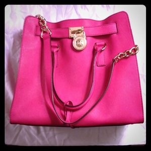 MICHAEL KORS HAMILTON  SAFFIANO LEATHER TOTE