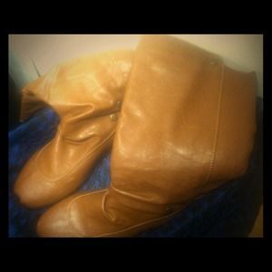 Chestnut tan mid-calf riding boots