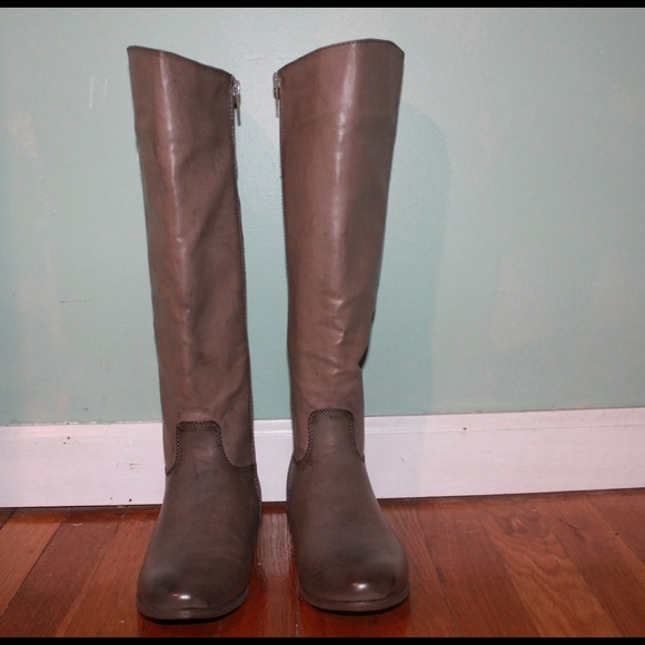 Brand New Grey Leather Boots