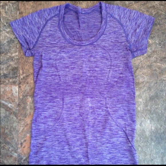 Lululemon Run Swiftly top