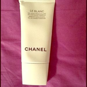 🚫SOLD🚫CHANEL makeup remover