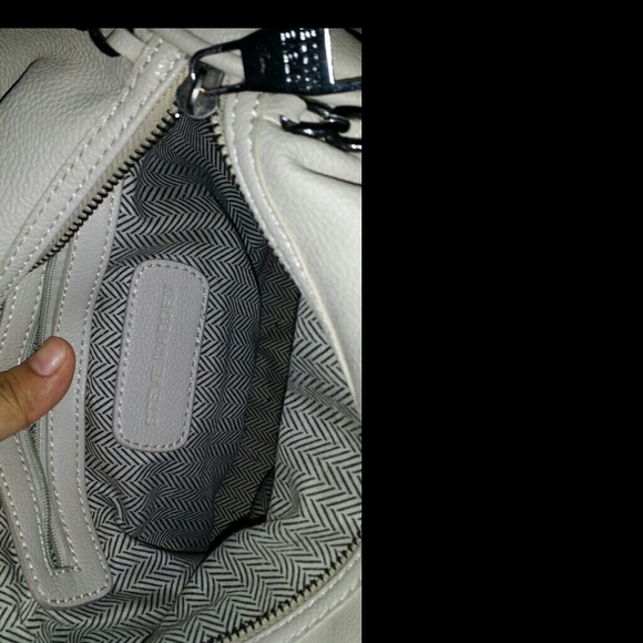 Steve Madden - Picture 2 of 4