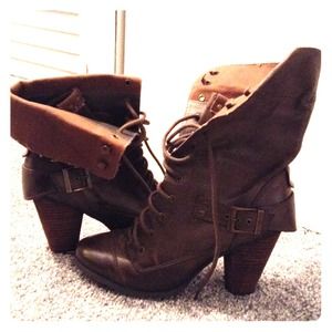 Steve Madden brown boots size 10