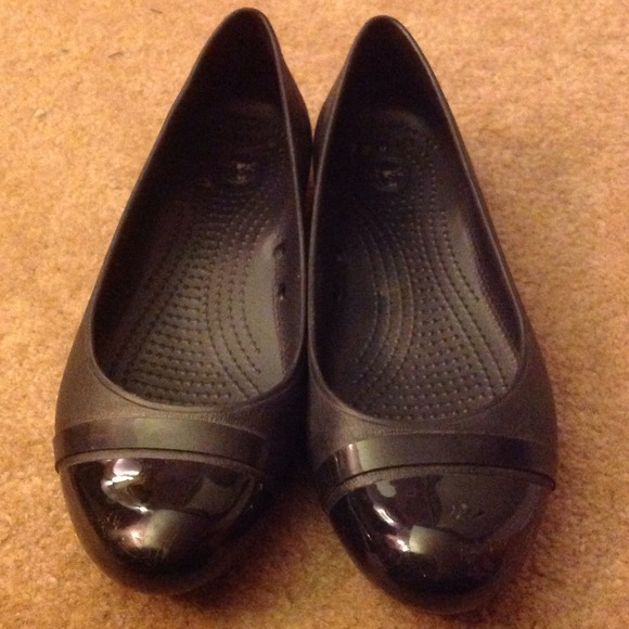 Black flats size 8
