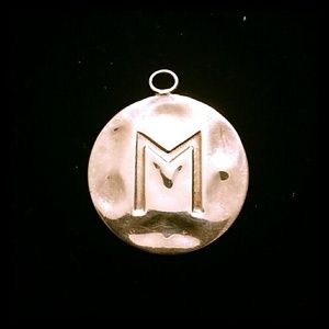 Stemming Silver charm