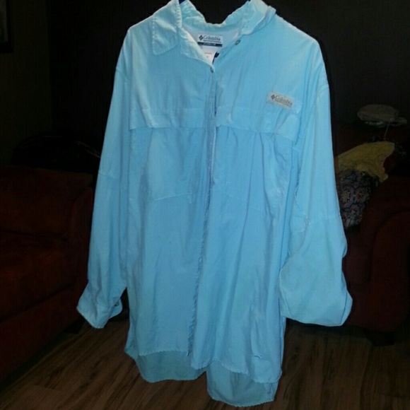 Columbia long sleeve shirt