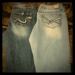 PAIR OF L.E.I JEANS