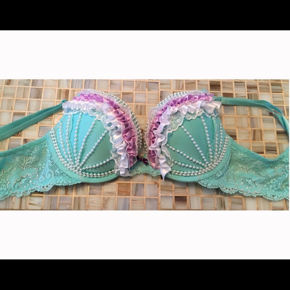 Mermaid rave bra