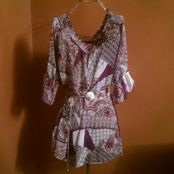 Sheer 3/4 sleeved shirt