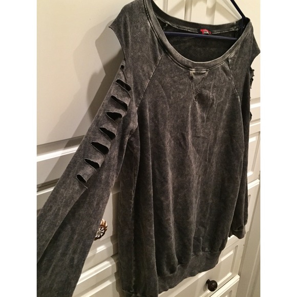 Edgy Oversized Pullover by TPARTY