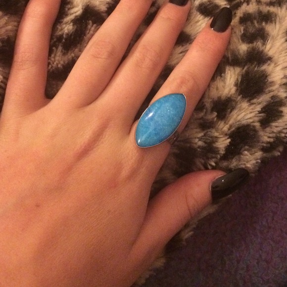 Turquoise stone ring