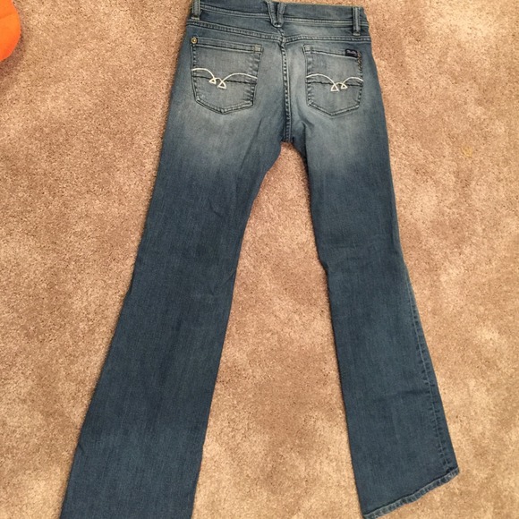 Miss Me. Size 28