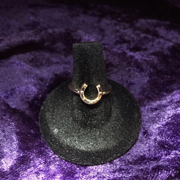Horse shoe ring!